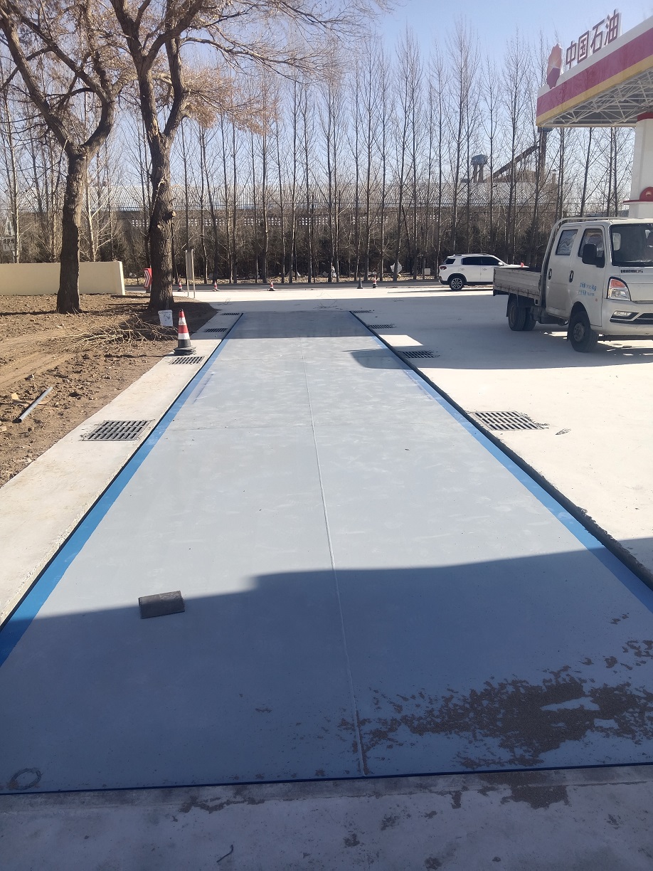 翁牛特旗100噸3*18米地磅成功交付